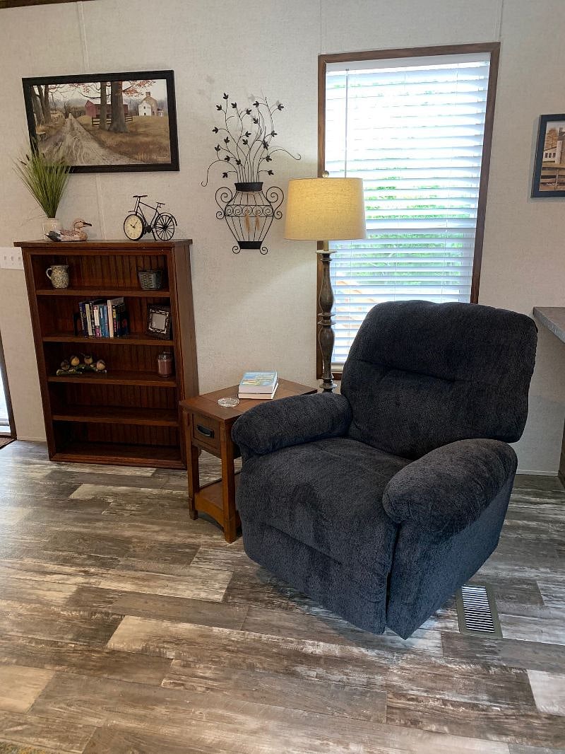Furnished Finder property 330871_1 photo 4