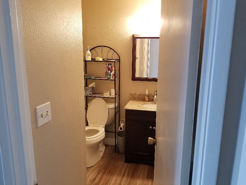 Furnished Finder property 330901_1 photo 8