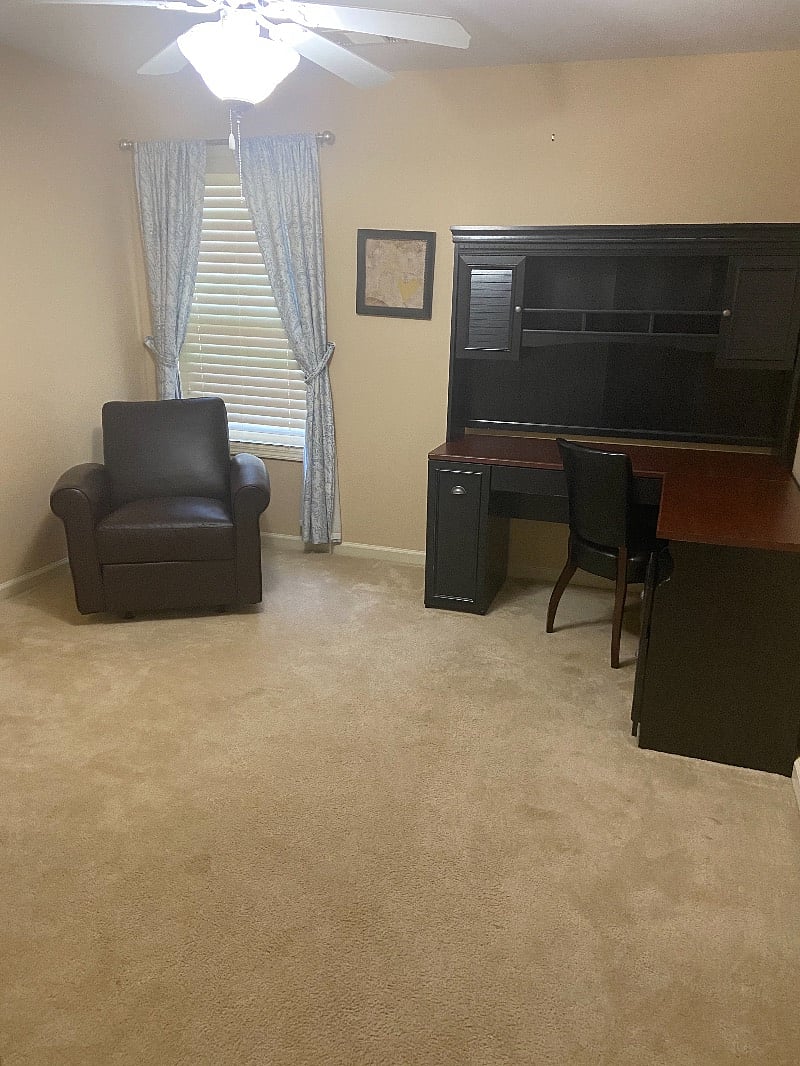 Upstairs unit (office)