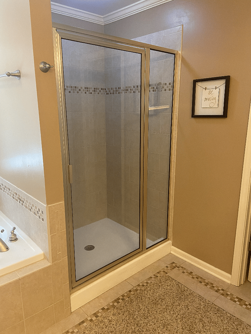 Upstairs unit - Master on the main (bathroom)