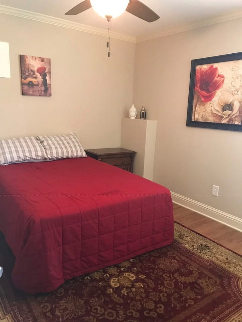 Downstairs Unit: Primary Bedroom