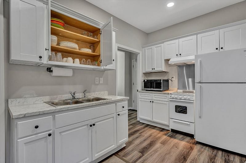 Furnished Finder property 330943_1 photo 8