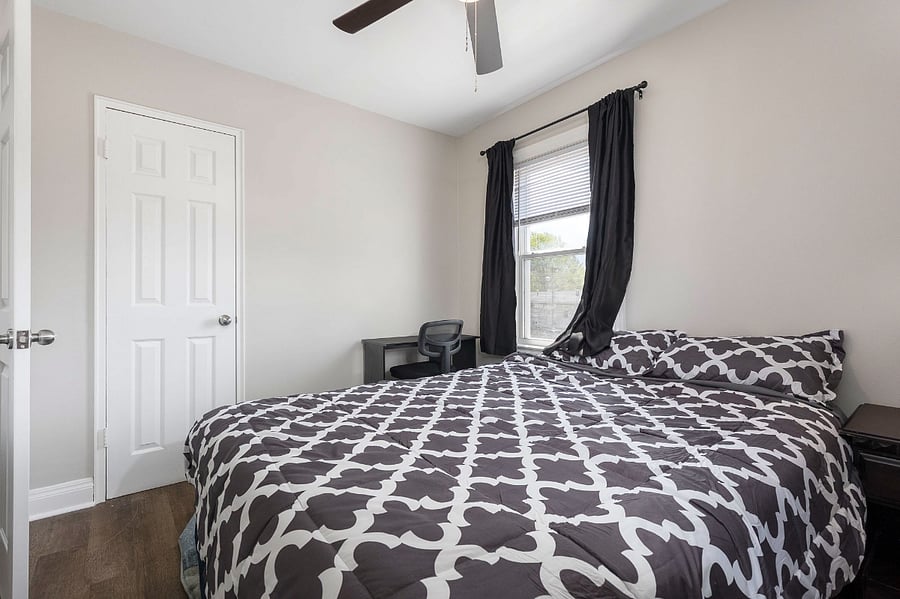 Furnished Finder property 330968_1 photo 11