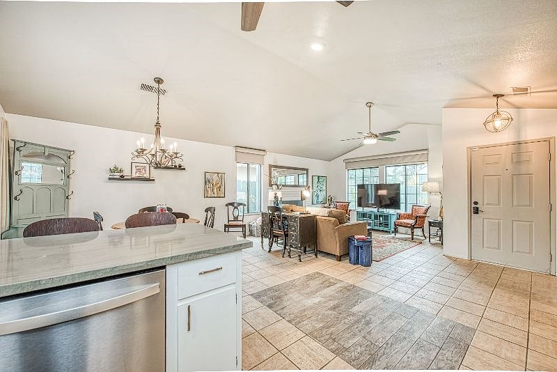 Furnished Finder property 330981_1 photo 13