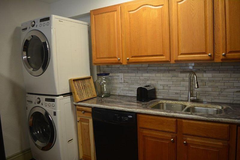 Furnished Finder property 331018_1 photo 6