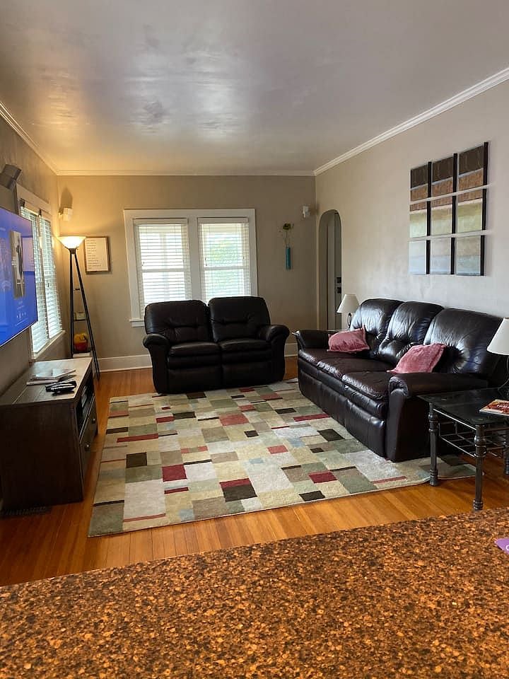 Furnished Finder property 335109_1 photo 20