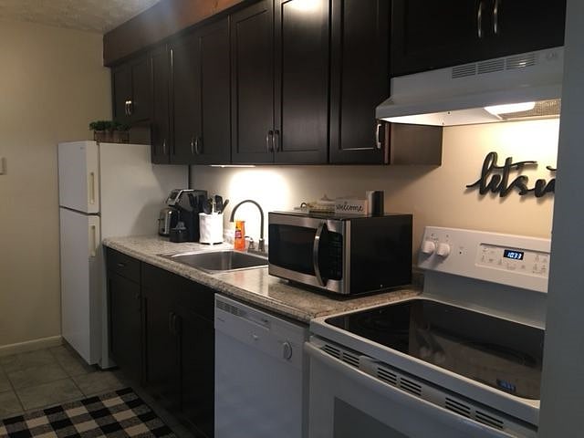 Furnished Finder property 335110_1 photo 3