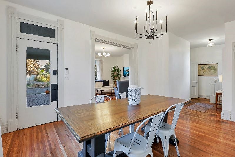 Furnished Finder property 335114_1 photo 9