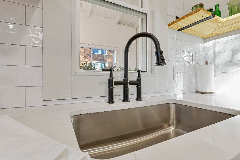 Furnished Finder property 335114_1 photo 23
