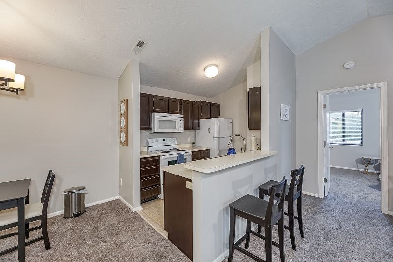 Furnished Finder property 335131_1 photo 4