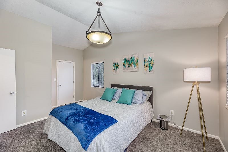 Furnished Finder property 335131_1 photo 9
