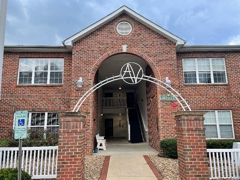 Furnished Finder property 335153_1 photo 2