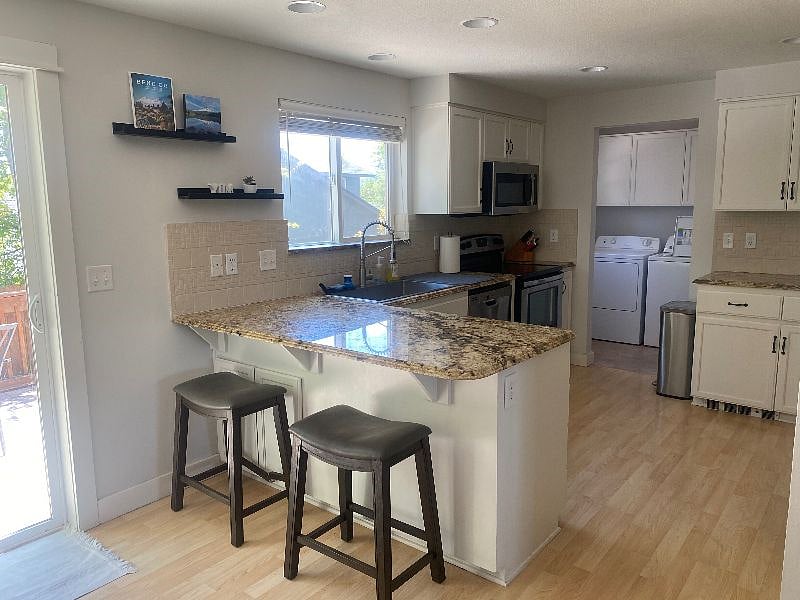 Furnished Finder property 335236_1 photo 13