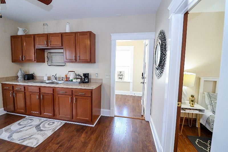 Furnished Finder property 335297_1 photo 12