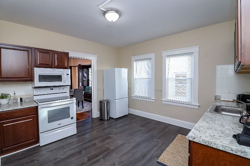 Furnished Finder property 335308_1 photo 14