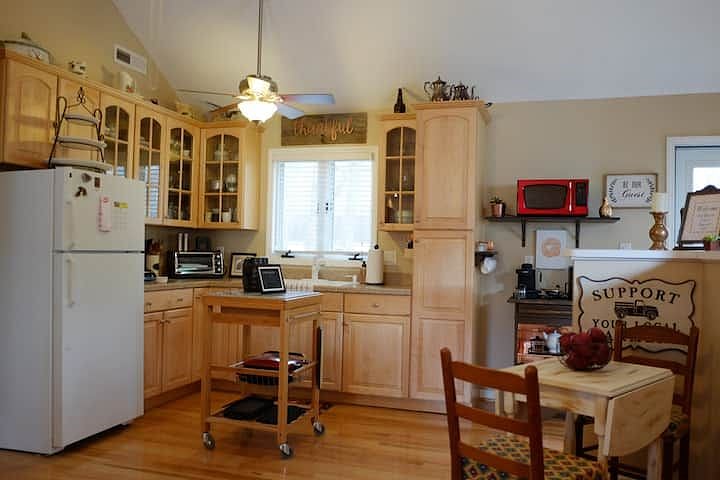 Furnished Finder property 335332_1 photo 5