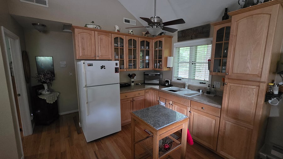 Furnished Finder property 335332_1 photo 9