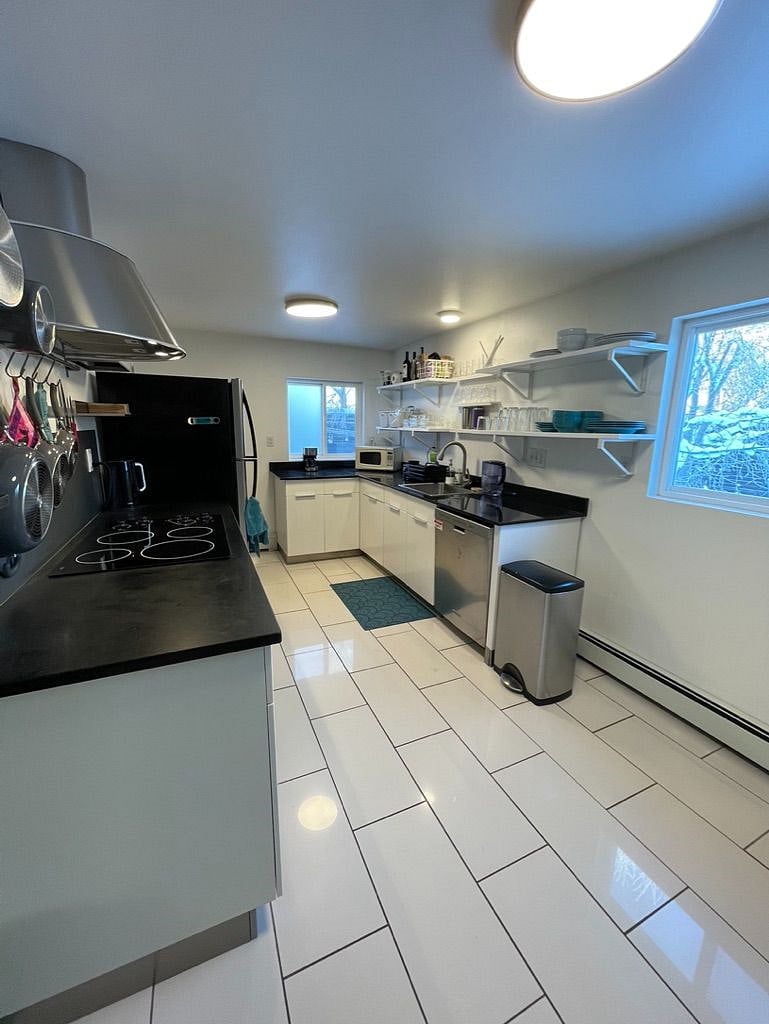 Furnished Finder property 335356_1 photo 13