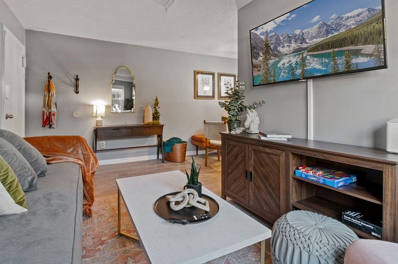 Furnished Finder property 335423_1 photo 3
