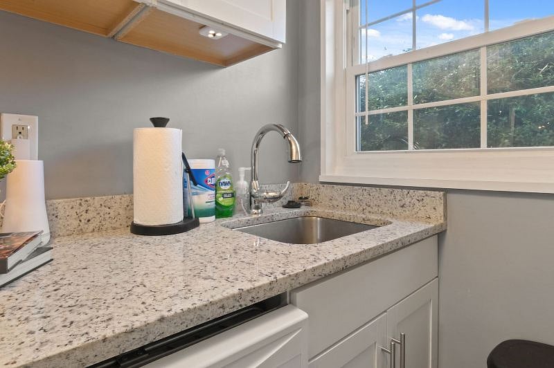 Furnished Finder property 335423_1 photo 7