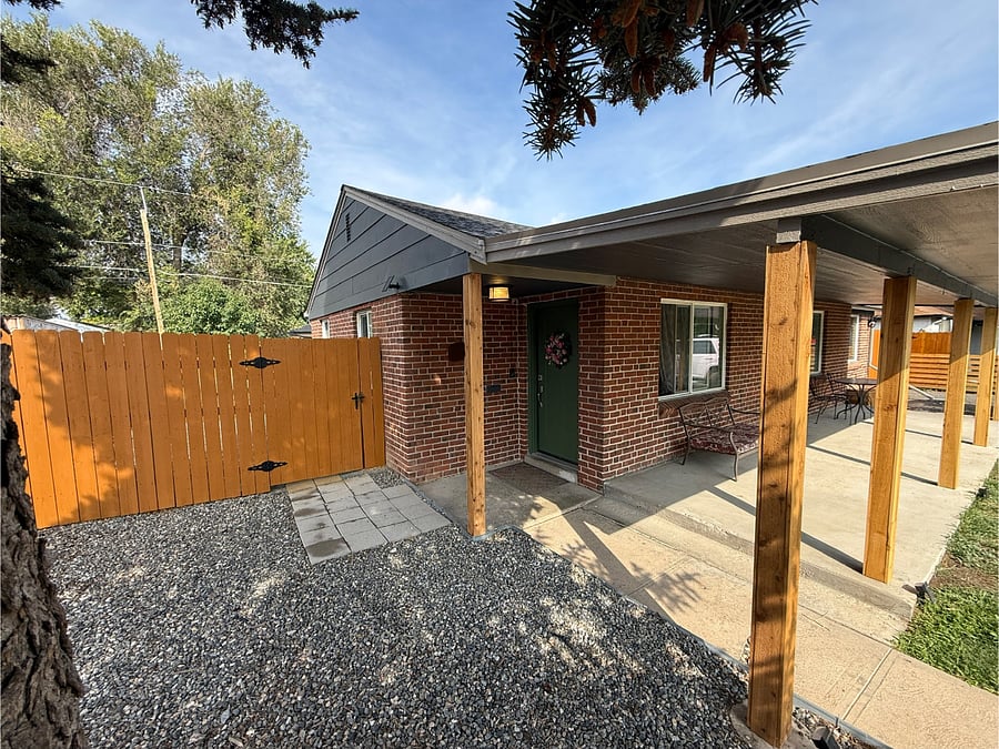 Front door entrance.
Side gate to backyard.