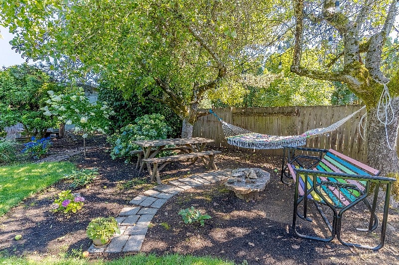 Furnished Finder property 335446_1 photo 10