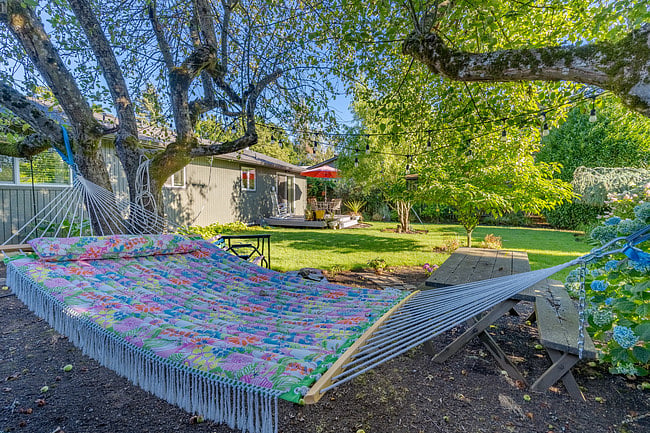 Furnished Finder property 335446_1 photo 5