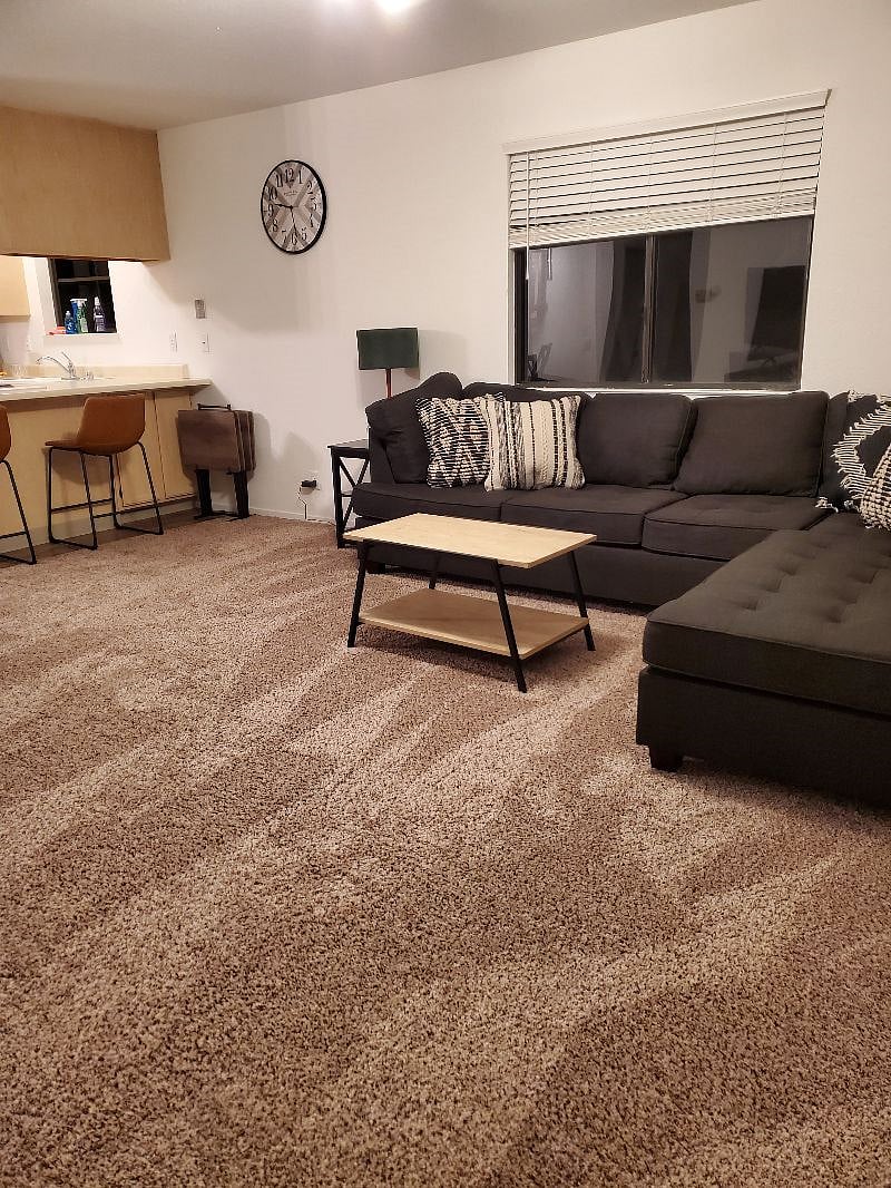 Furnished Finder property 335623_1 photo 2
