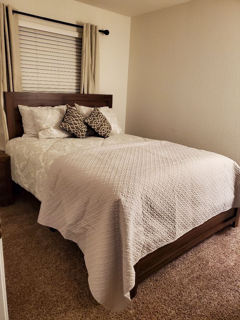 Furnished Finder property 335623_1 photo 6