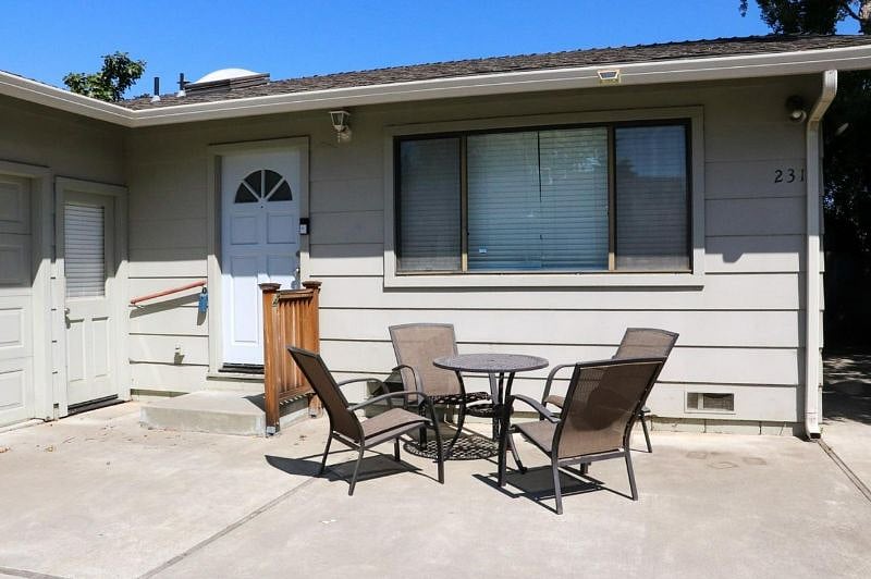 Furnished Finder property 335623_1 photo 15