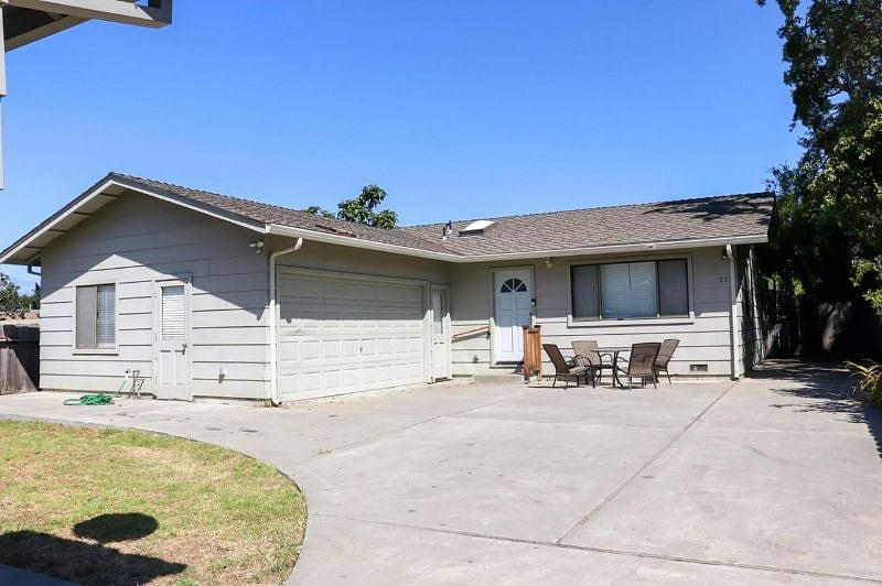 Furnished Finder property 335623_1 photo 16