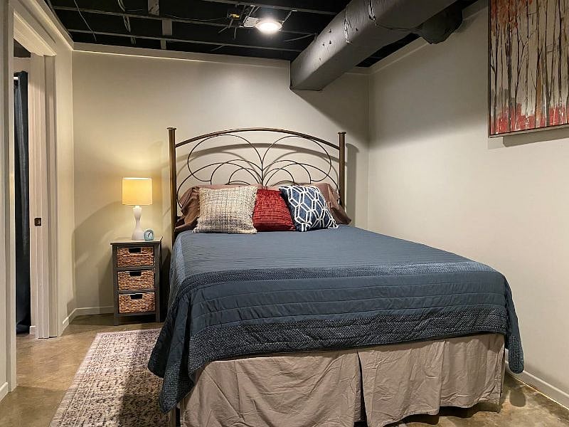 Furnished Finder property 335630_1 photo 5