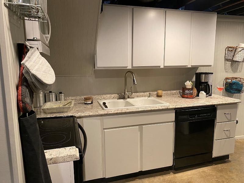 Furnished Finder property 335630_1 photo 12