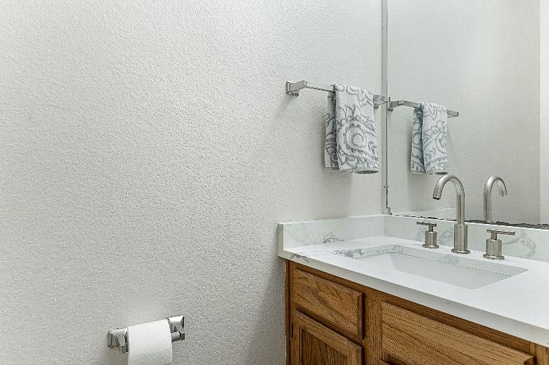 Furnished Finder property 335633_1 photo 8