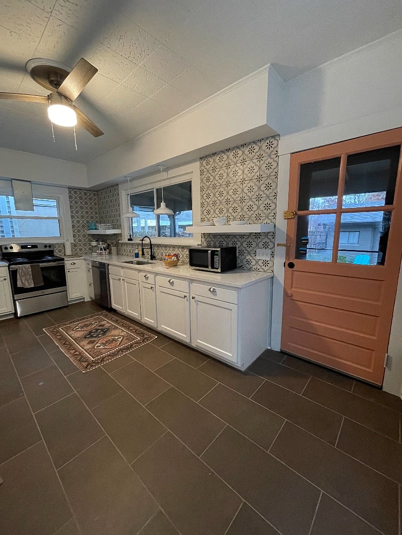 Furnished Finder property 335666_1 photo 3