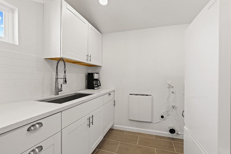 Furnished Finder property 335668_1 photo 10
