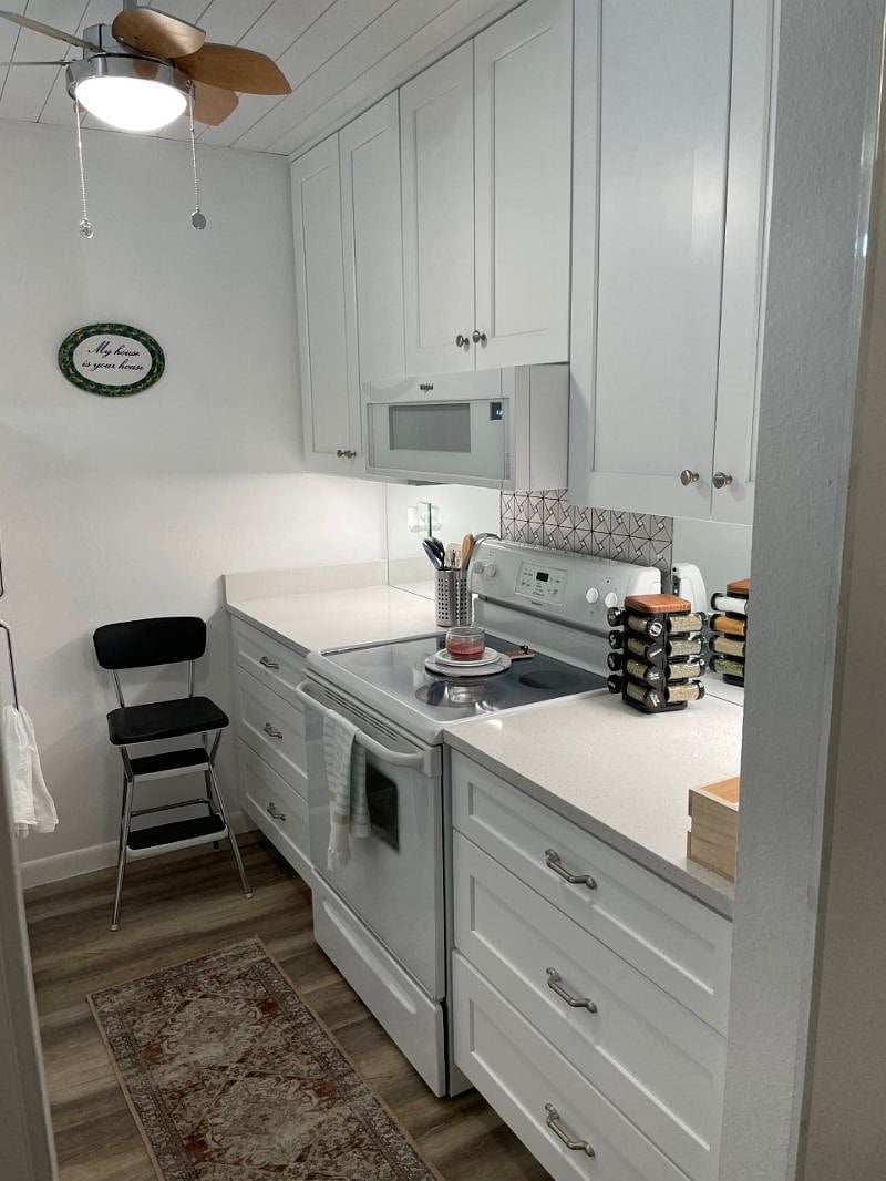 Furnished Finder property 335776_1 photo 10