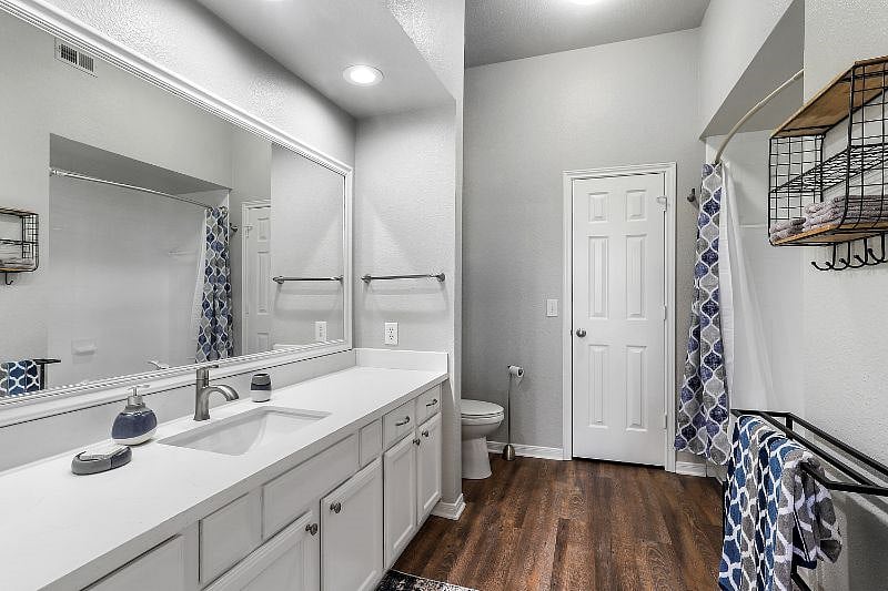 Furnished Finder property 335811_1 photo 12