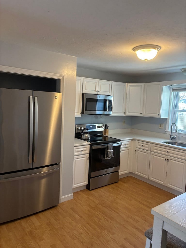 Furnished Finder property 335860_2 photo 6