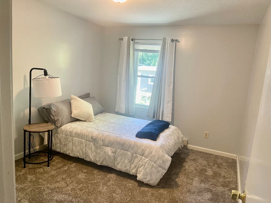 Furnished Finder property 335860_2 photo 8