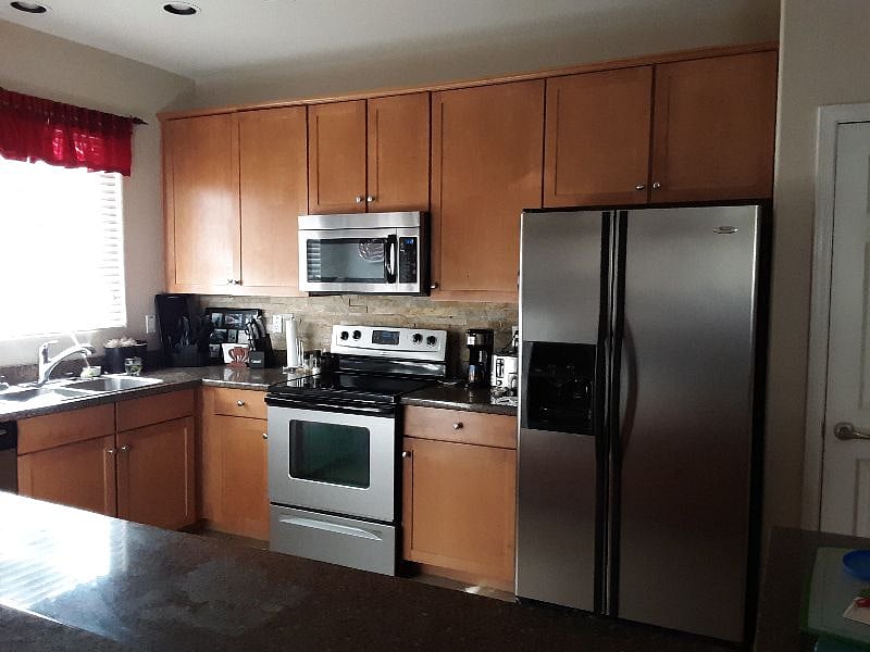 Furnished Finder property 335871_1 photo 4