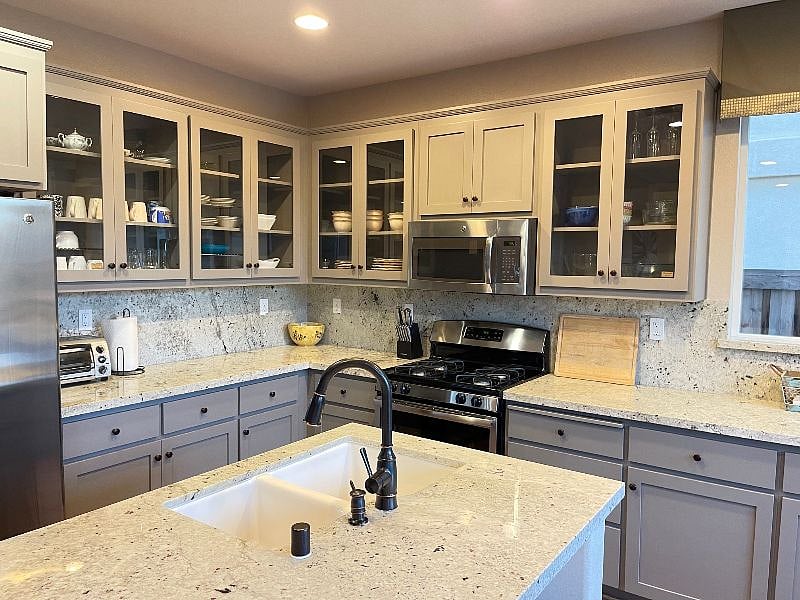Furnished Finder property 335872_1 photo 12
