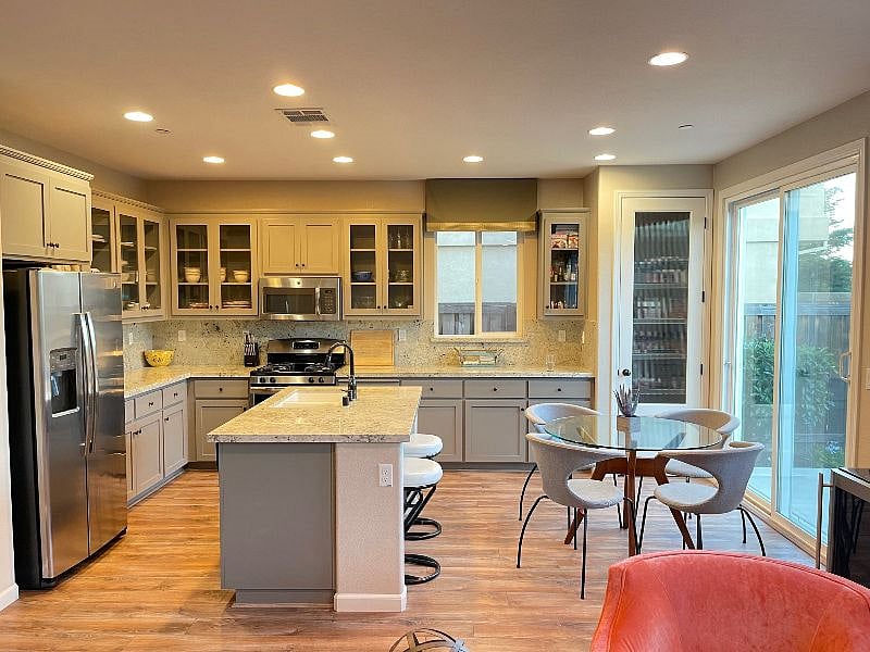 Furnished Finder property 335872_1 photo 9