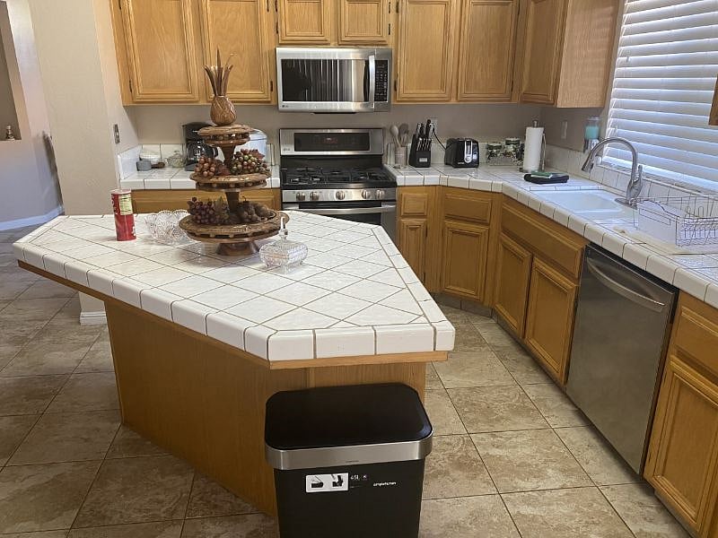 Furnished Finder property 335874_1 photo 23
