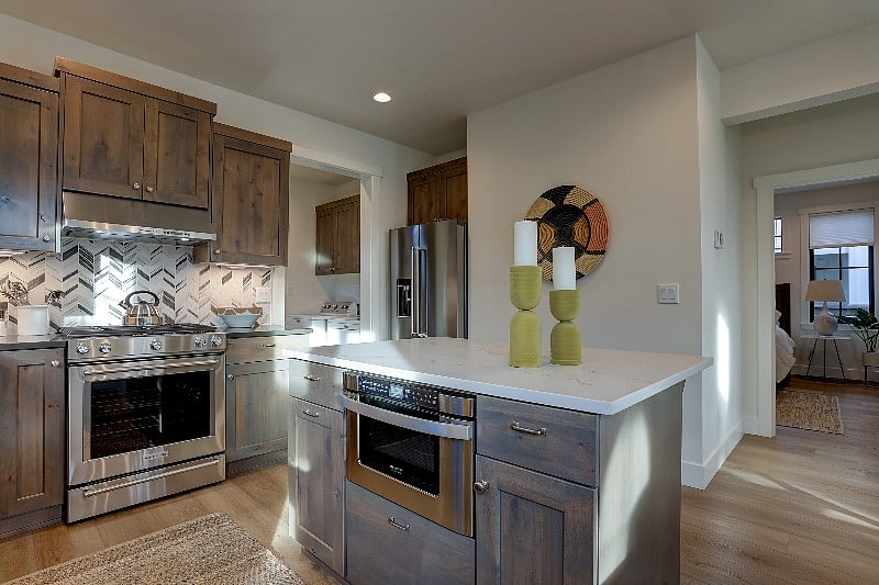 Furnished Finder property 335884_1 photo 13