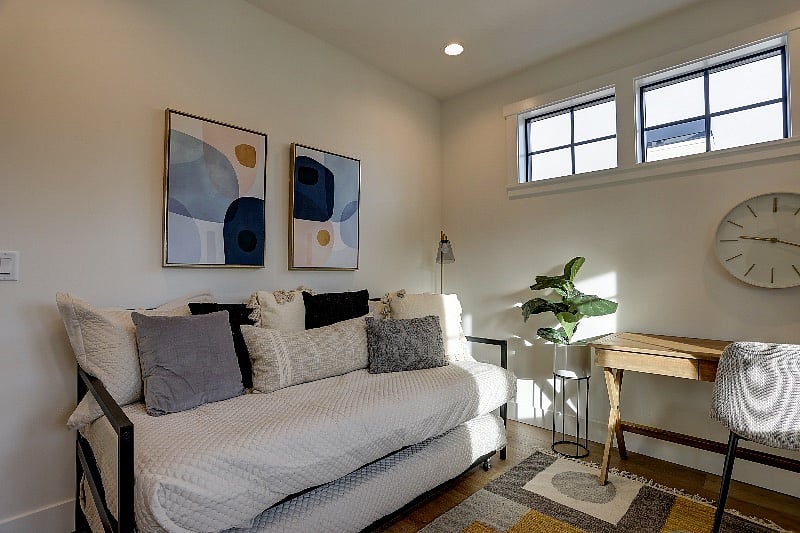 Furnished Finder property 335884_1 photo 22