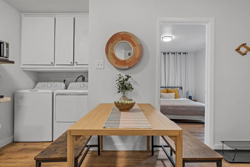 Furnished Finder property 335931_1 photo 1