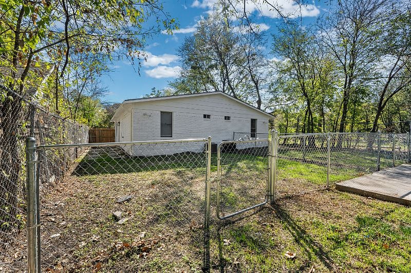 Furnished Finder property 335931_2 photo 25