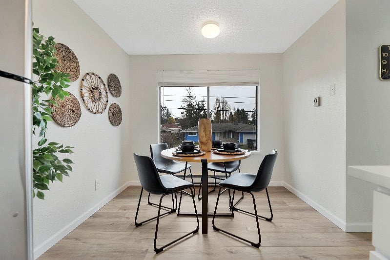Furnished Finder property 335974_1 photo 11