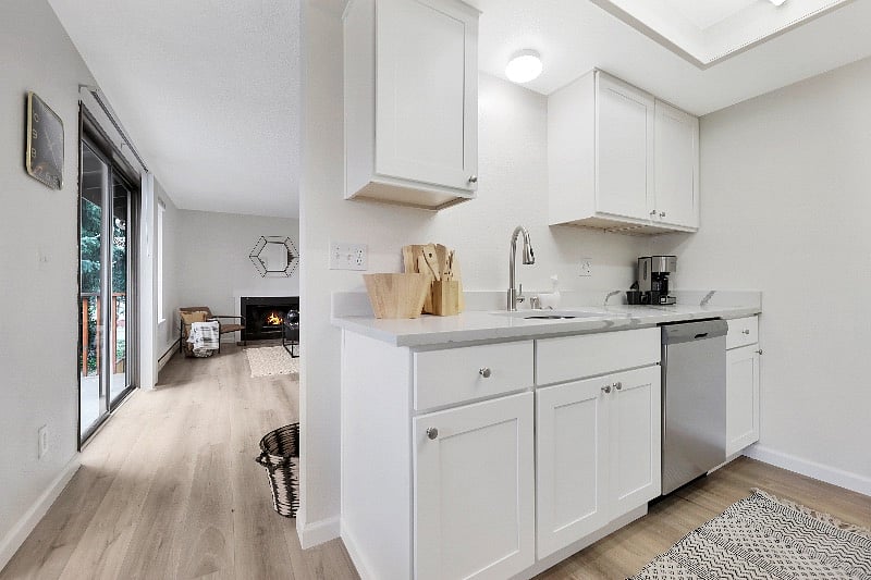 Furnished Finder property 335974_1 photo 13